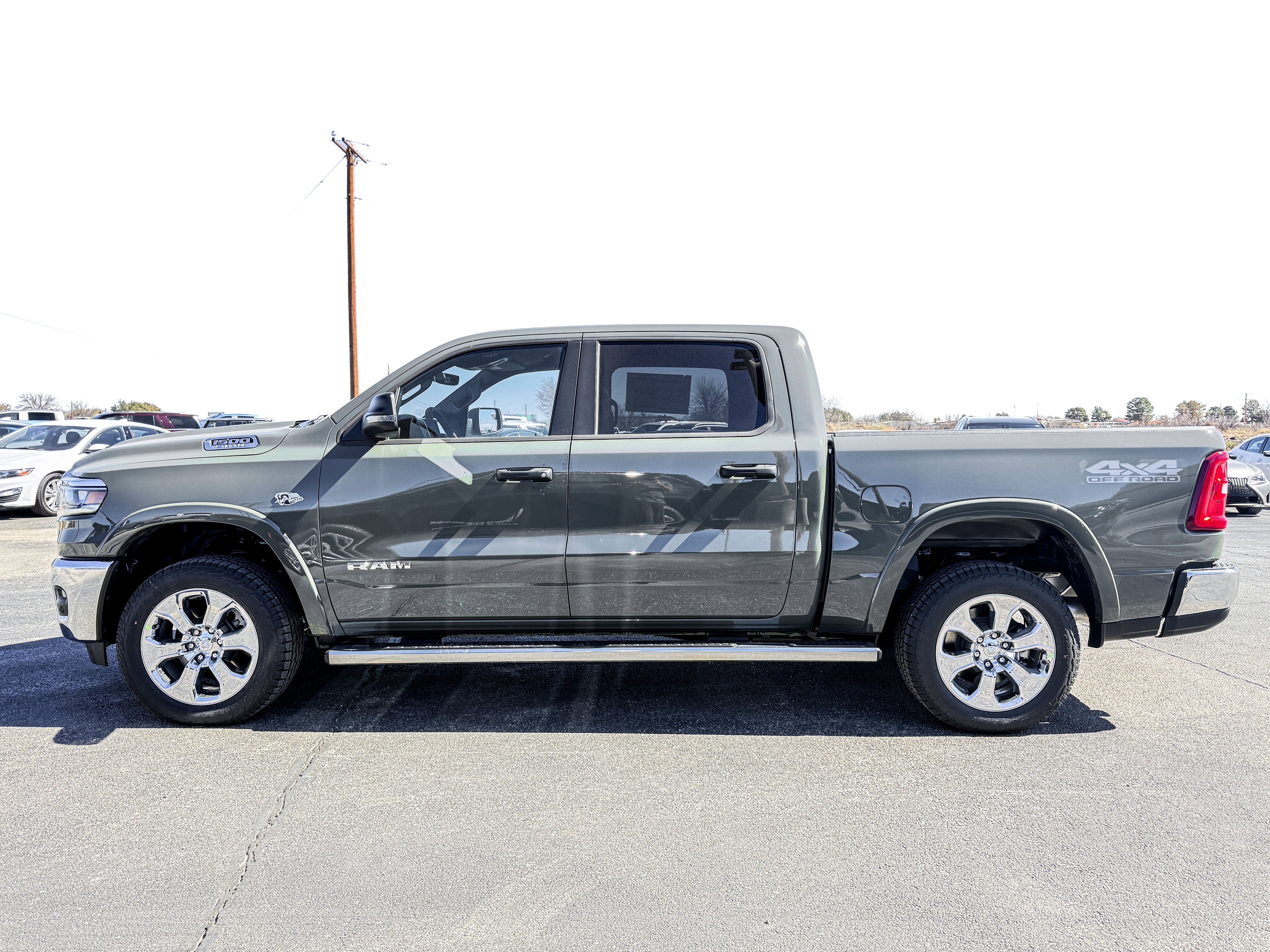 2026 RAM Ram 1500 RAM 1500 LONE STAR CREW CAB 4X4 5'7' BOX