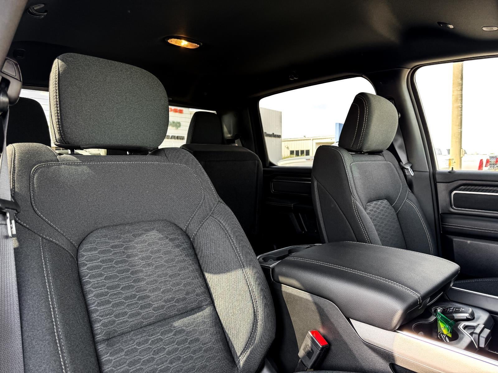 2026 RAM Ram 1500 RAM 1500 LONE STAR CREW CAB 4X4 5'7' BOX