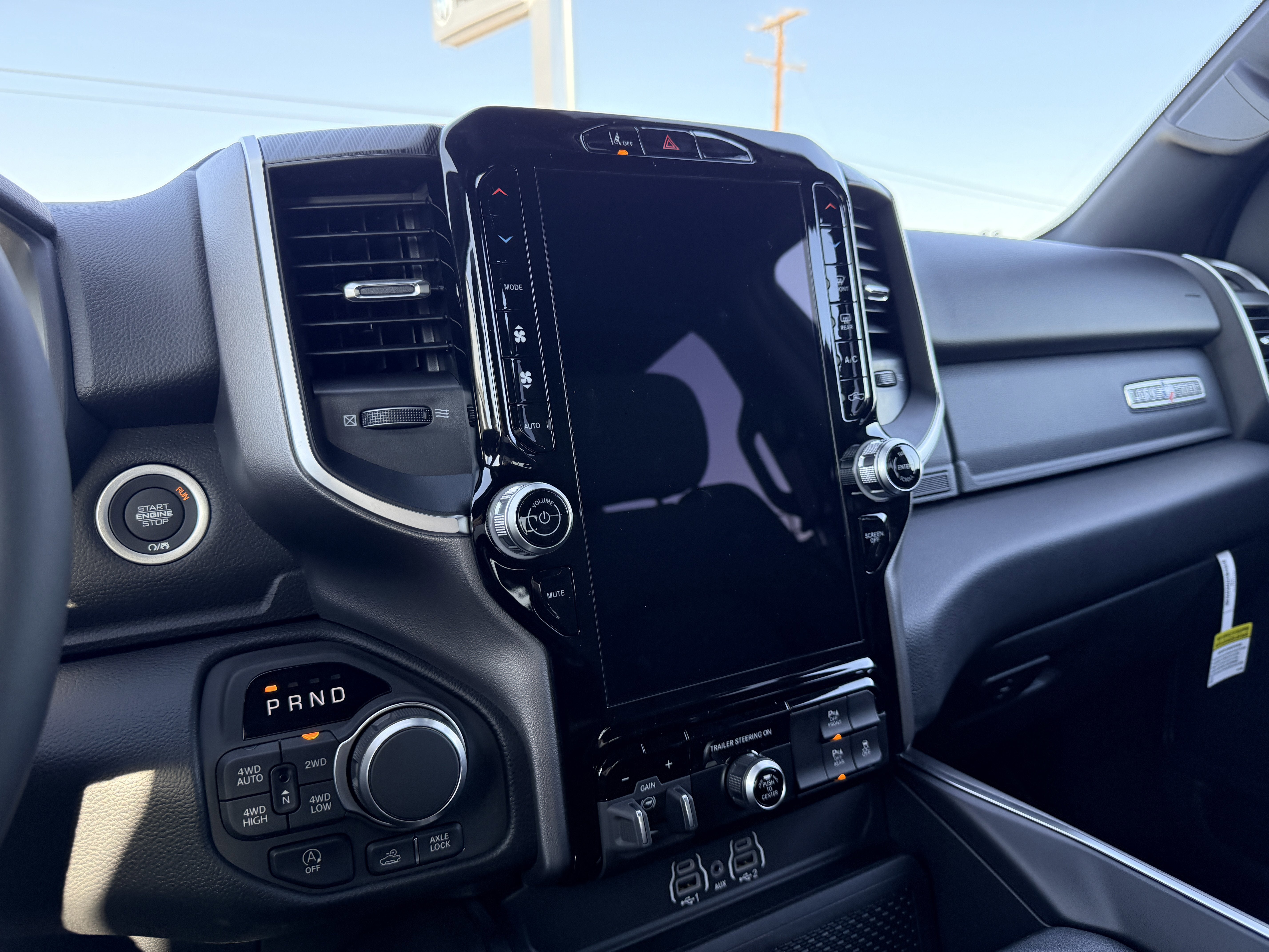 2026 RAM Ram 1500 RAM 1500 LONE STAR CREW CAB 4X4 5'7' BOX