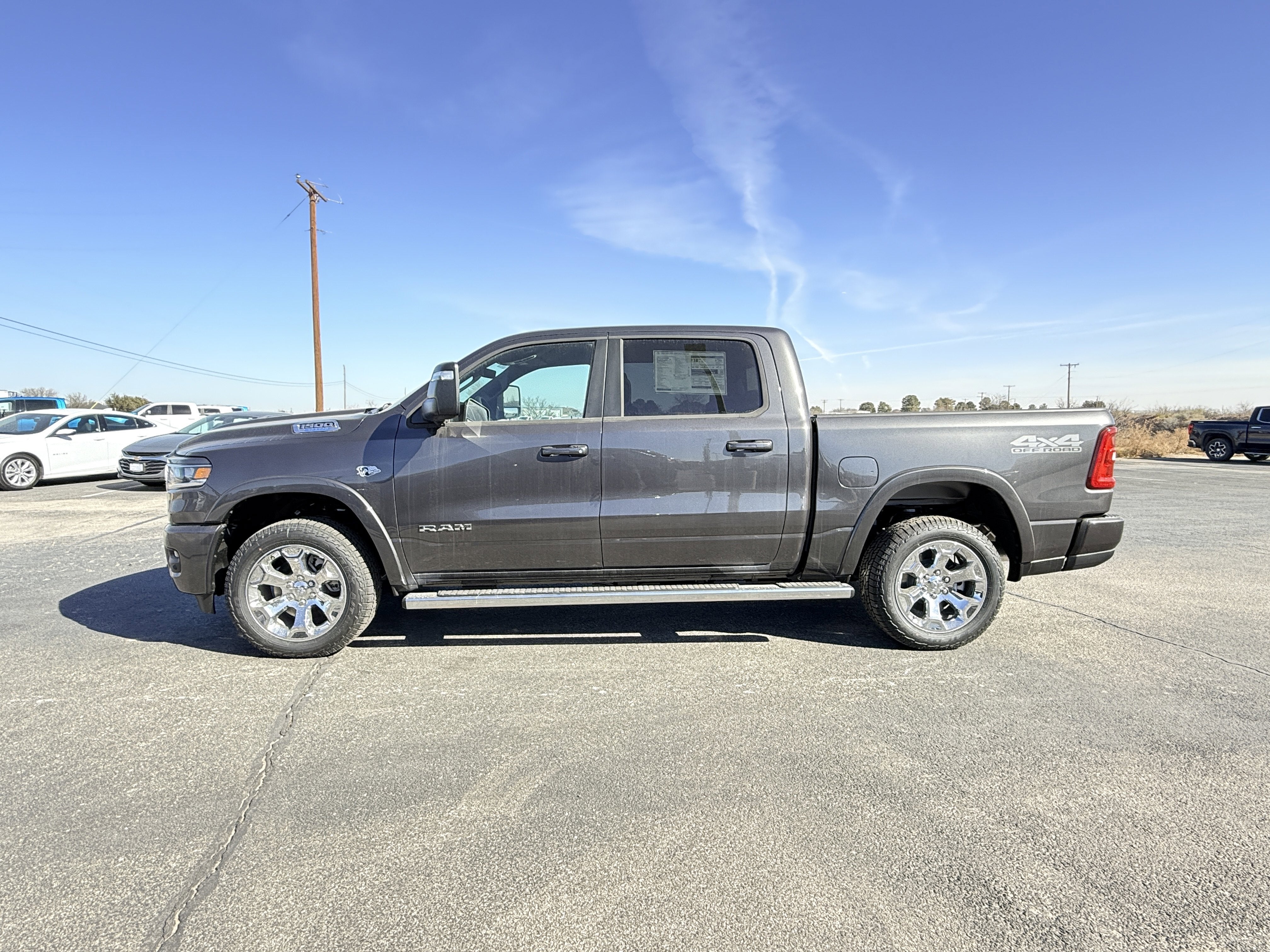 2026 RAM Ram 1500 RAM 1500 LONE STAR CREW CAB 4X4 5'7' BOX