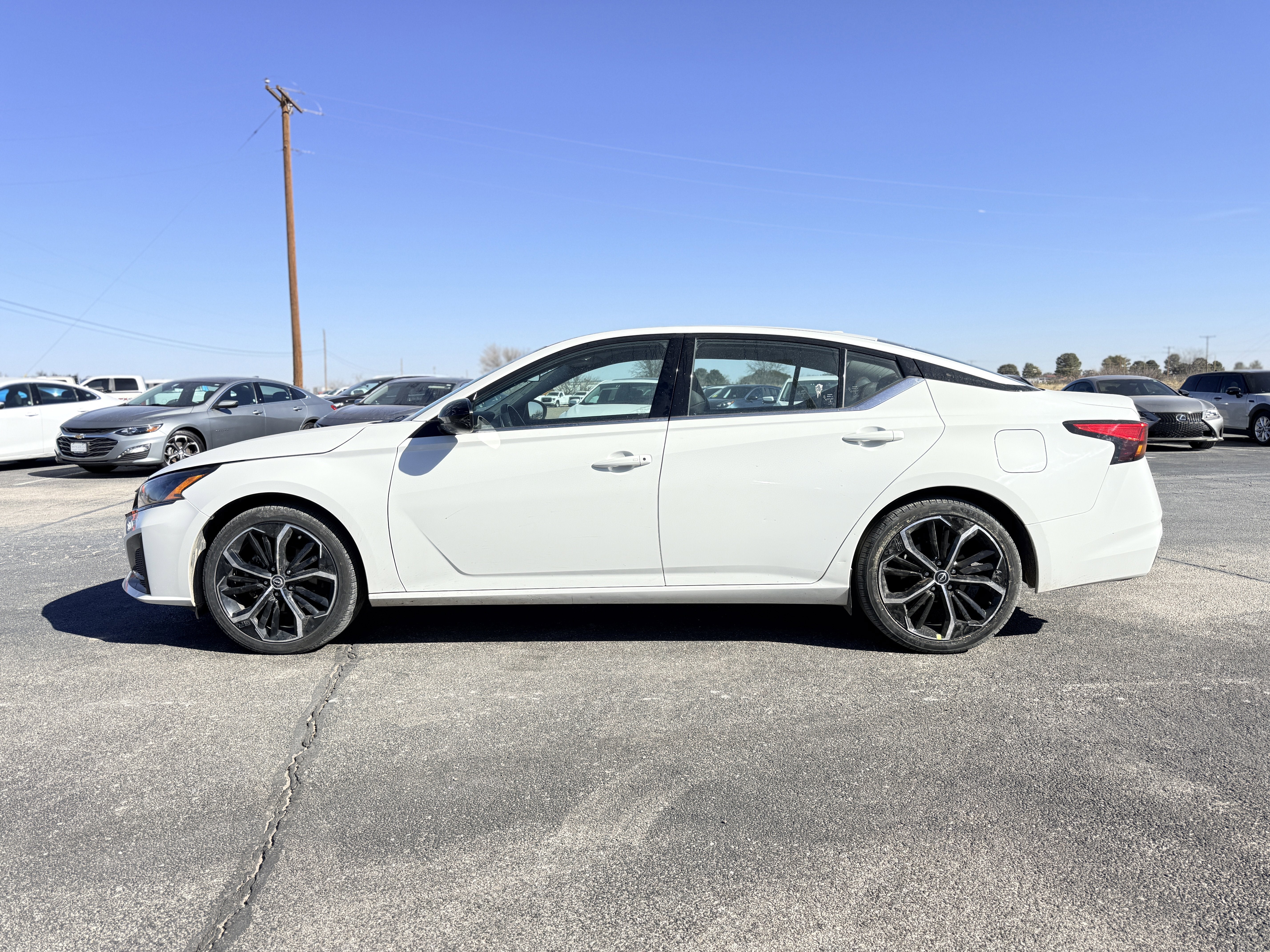 2024 Nissan Altima SR FWD