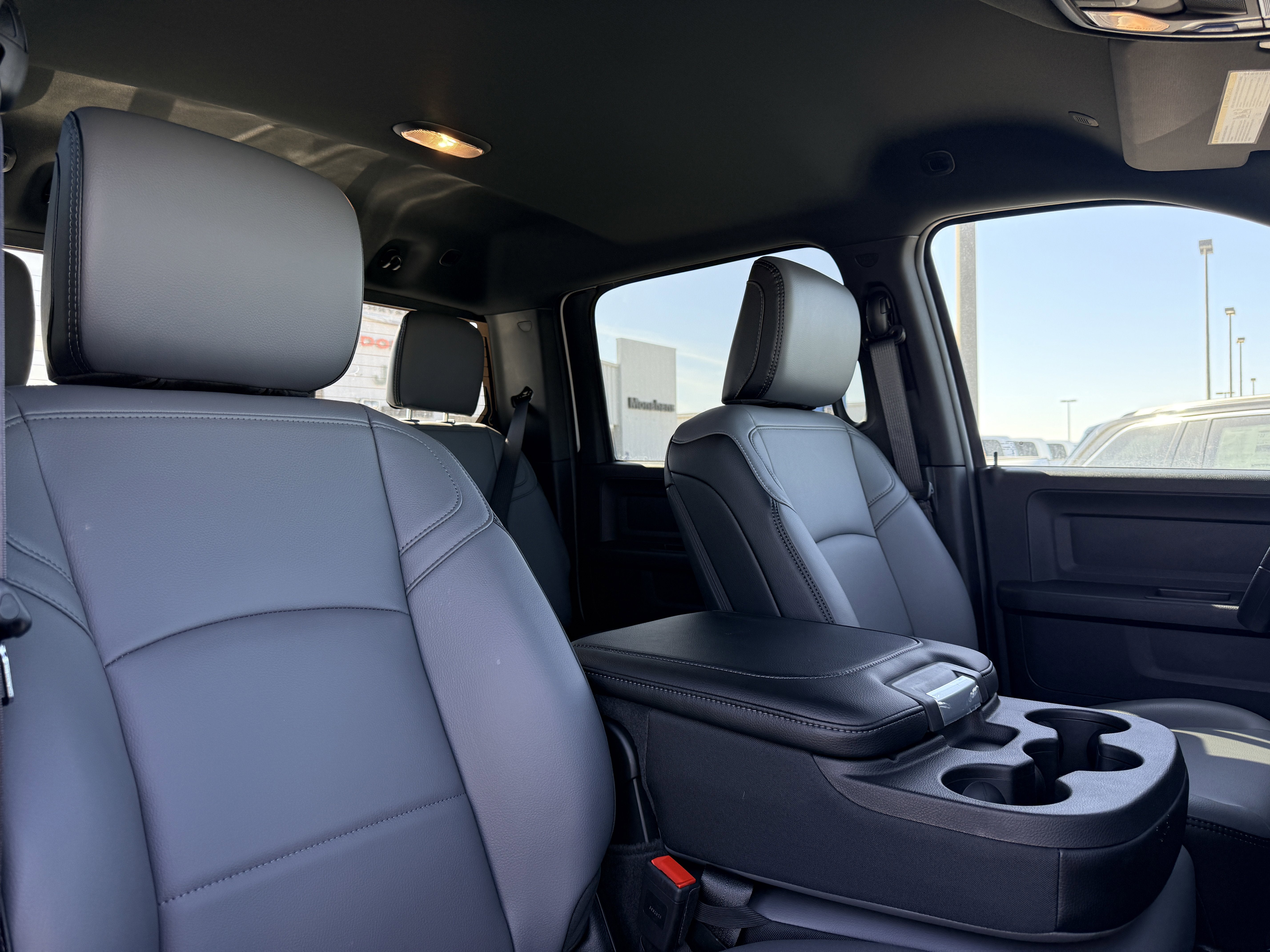 2026 RAM Ram 2500 RAM 2500 TRADESMAN CREW CAB 4X4 6'4' BOX