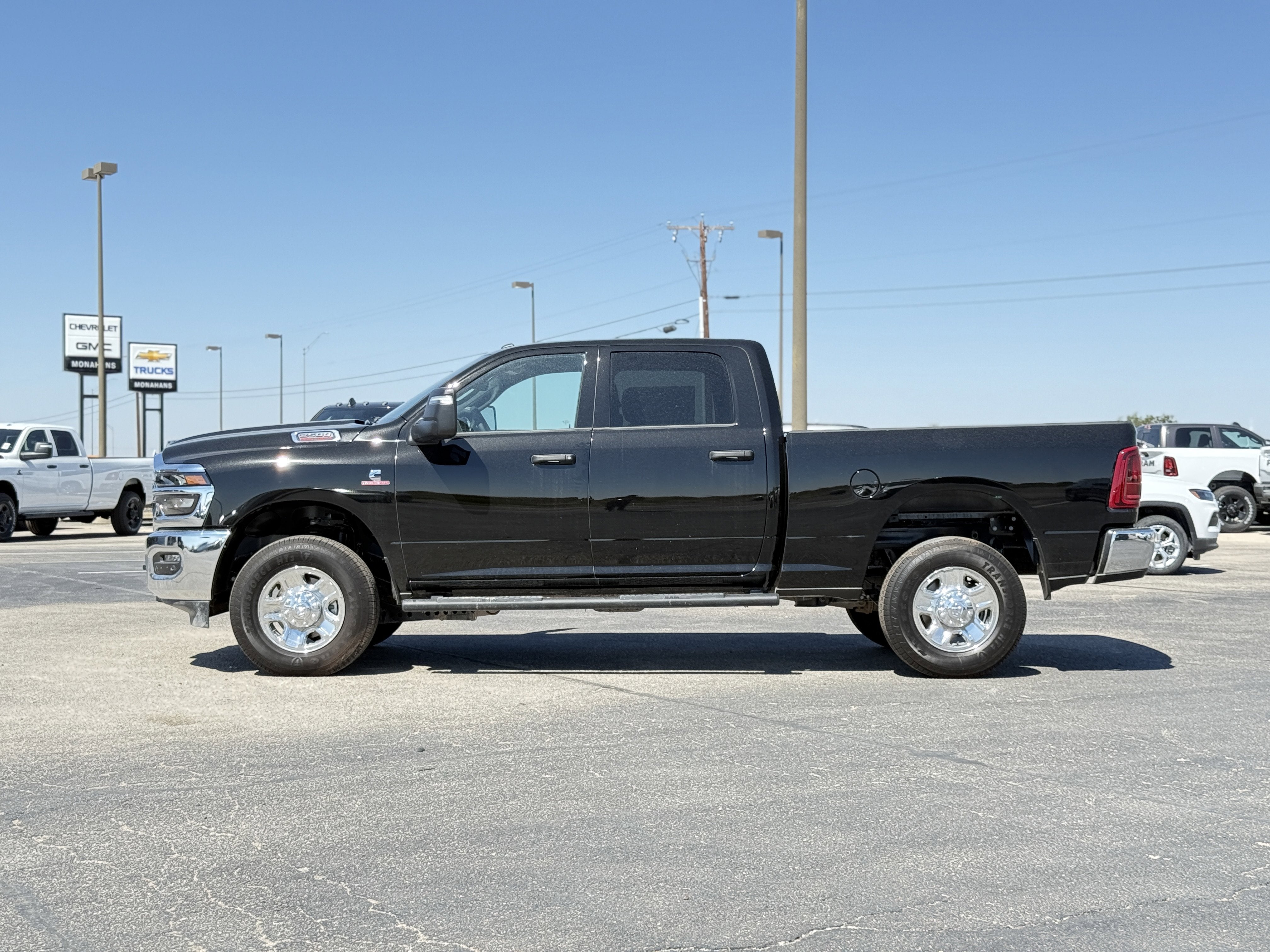 2026 RAM Ram 2500 RAM 2500 TRADESMAN CREW CAB 4X4 6'4' BOX
