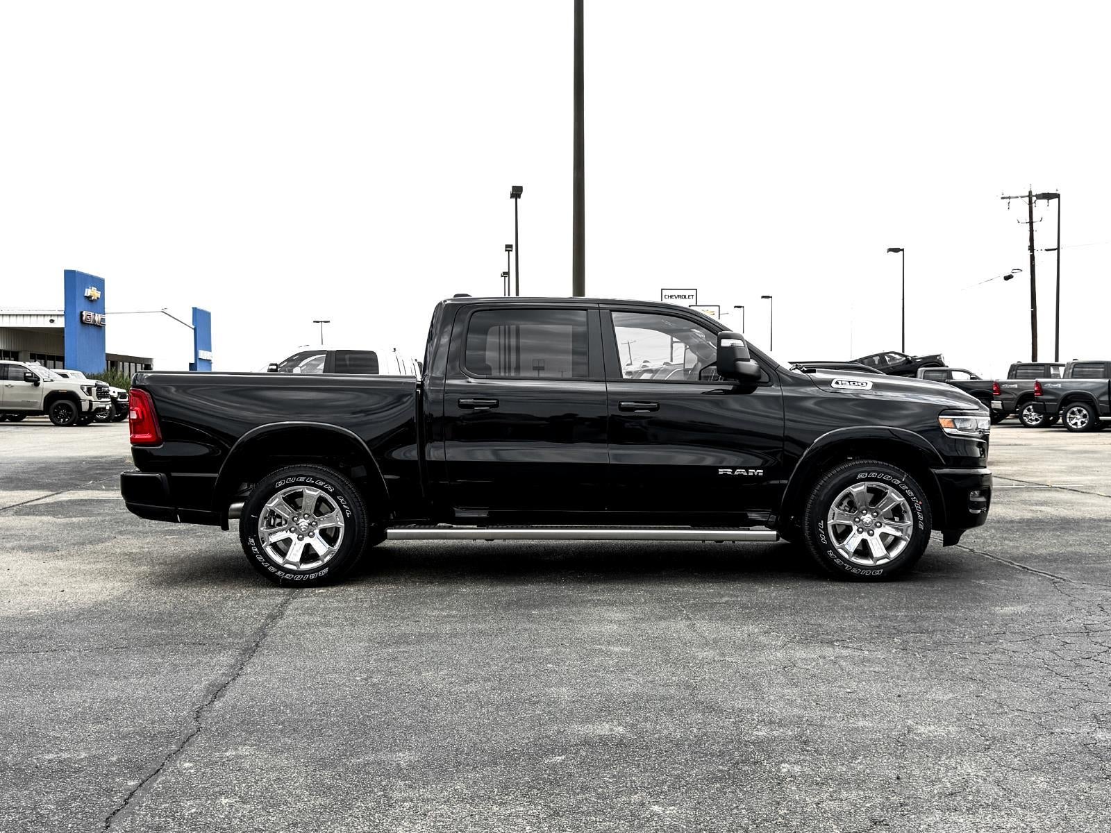2026 RAM Ram 1500 RAM 1500 LONE STAR CREW CAB 4X2 5'7' BOX
