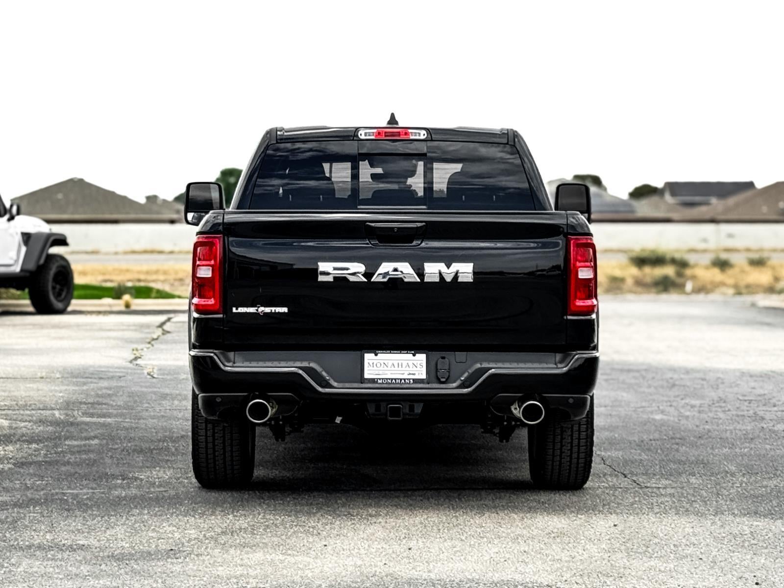 2026 RAM Ram 1500 RAM 1500 LONE STAR CREW CAB 4X2 5'7' BOX