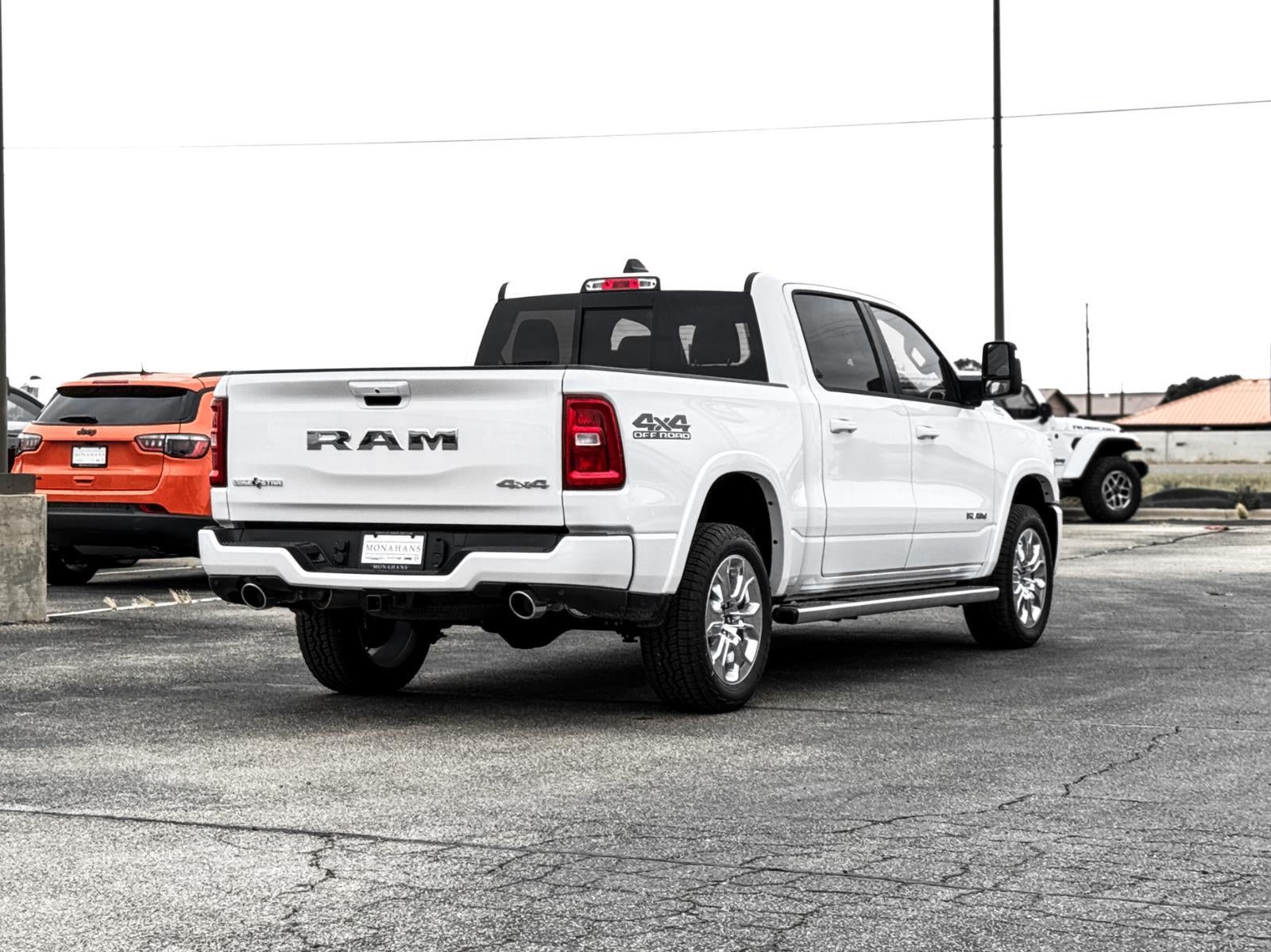 2026 RAM Ram 1500 RAM 1500 LONE STAR CREW CAB 4X4 5'7' BOX