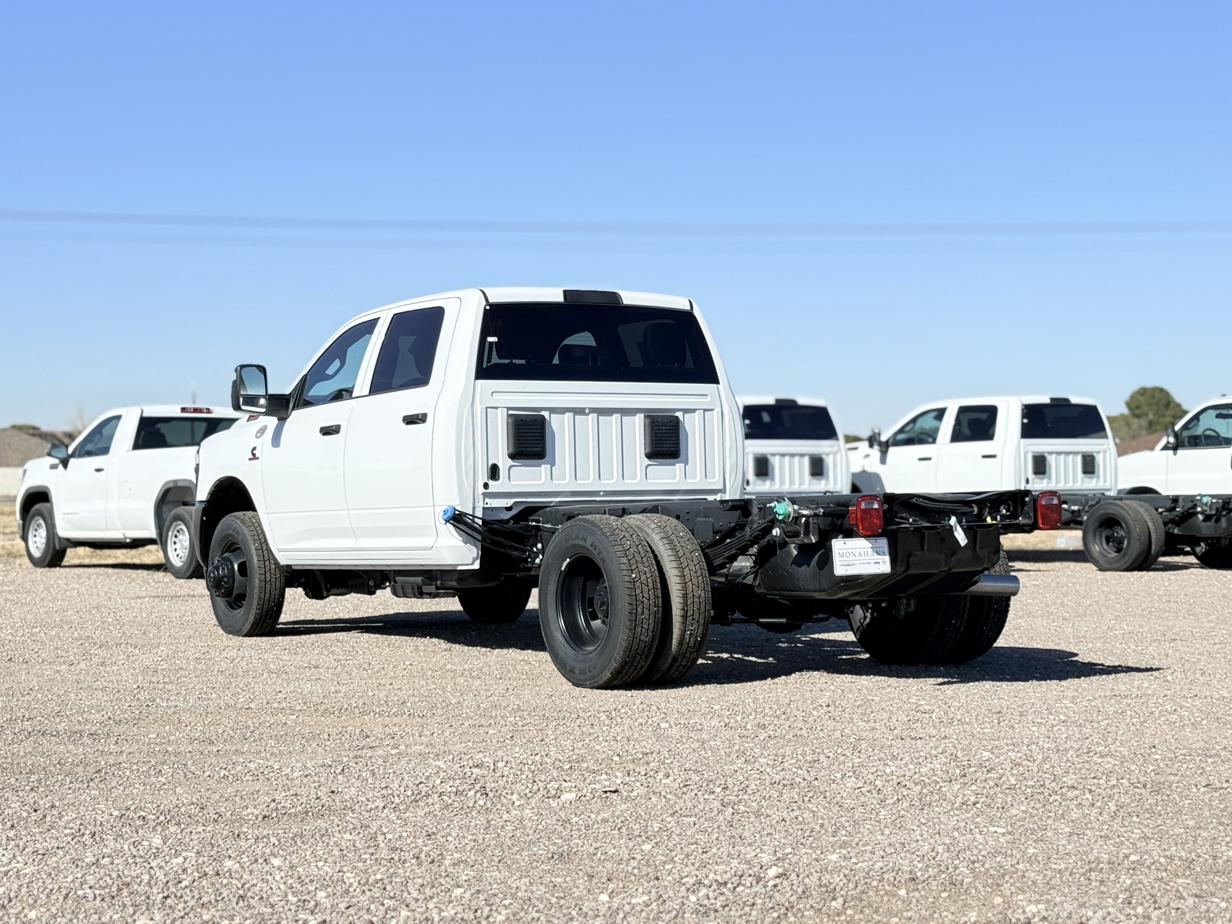 2026 RAM Ram 3500 Chassis Cab RAM 3500 TRADESMAN CREW CAB CHASSIS 4X4 60' CA