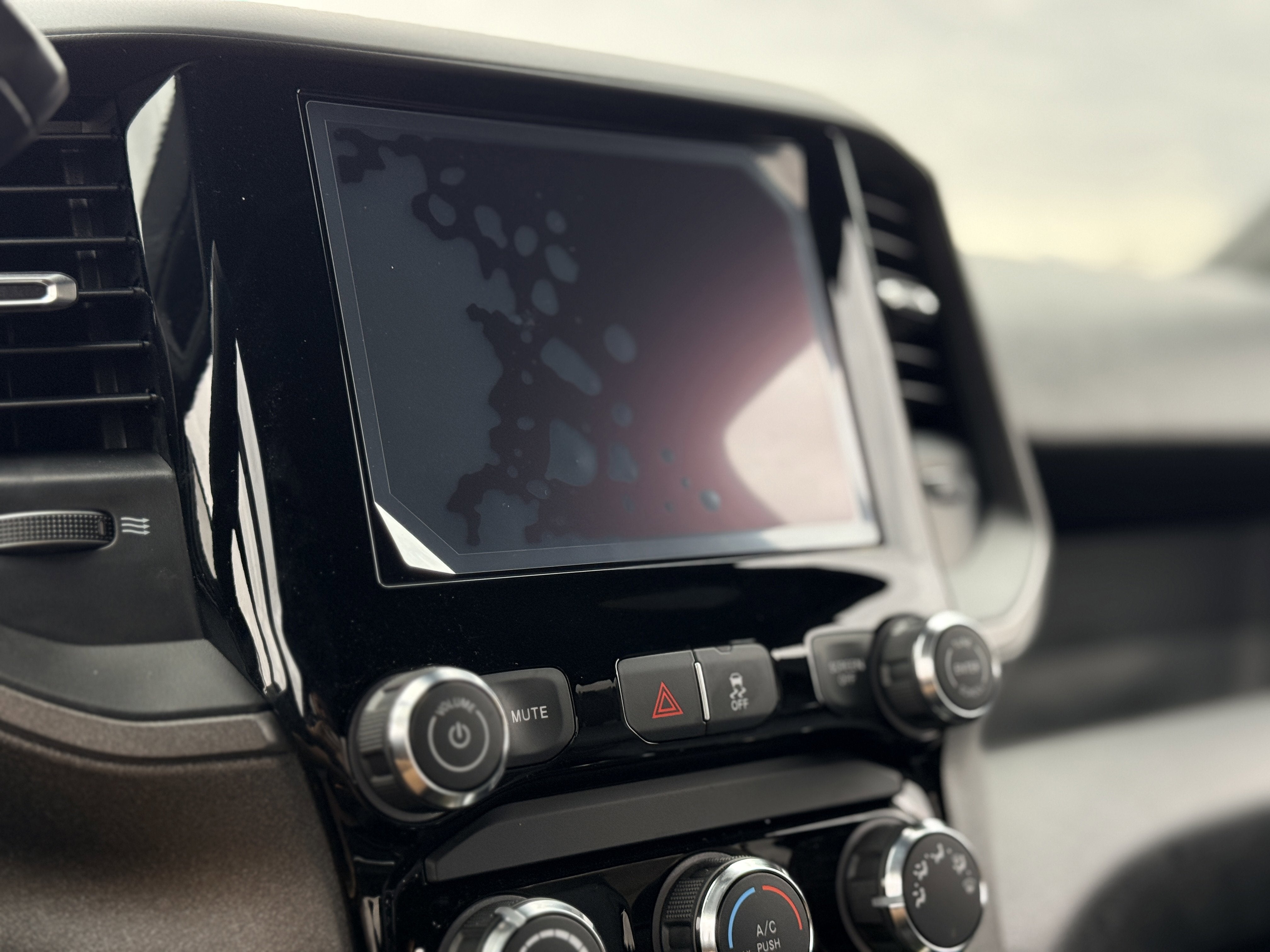 2026 RAM Ram 3500 Chassis Cab RAM 3500 TRADESMAN CREW CAB CHASSIS 4X4 60' CA