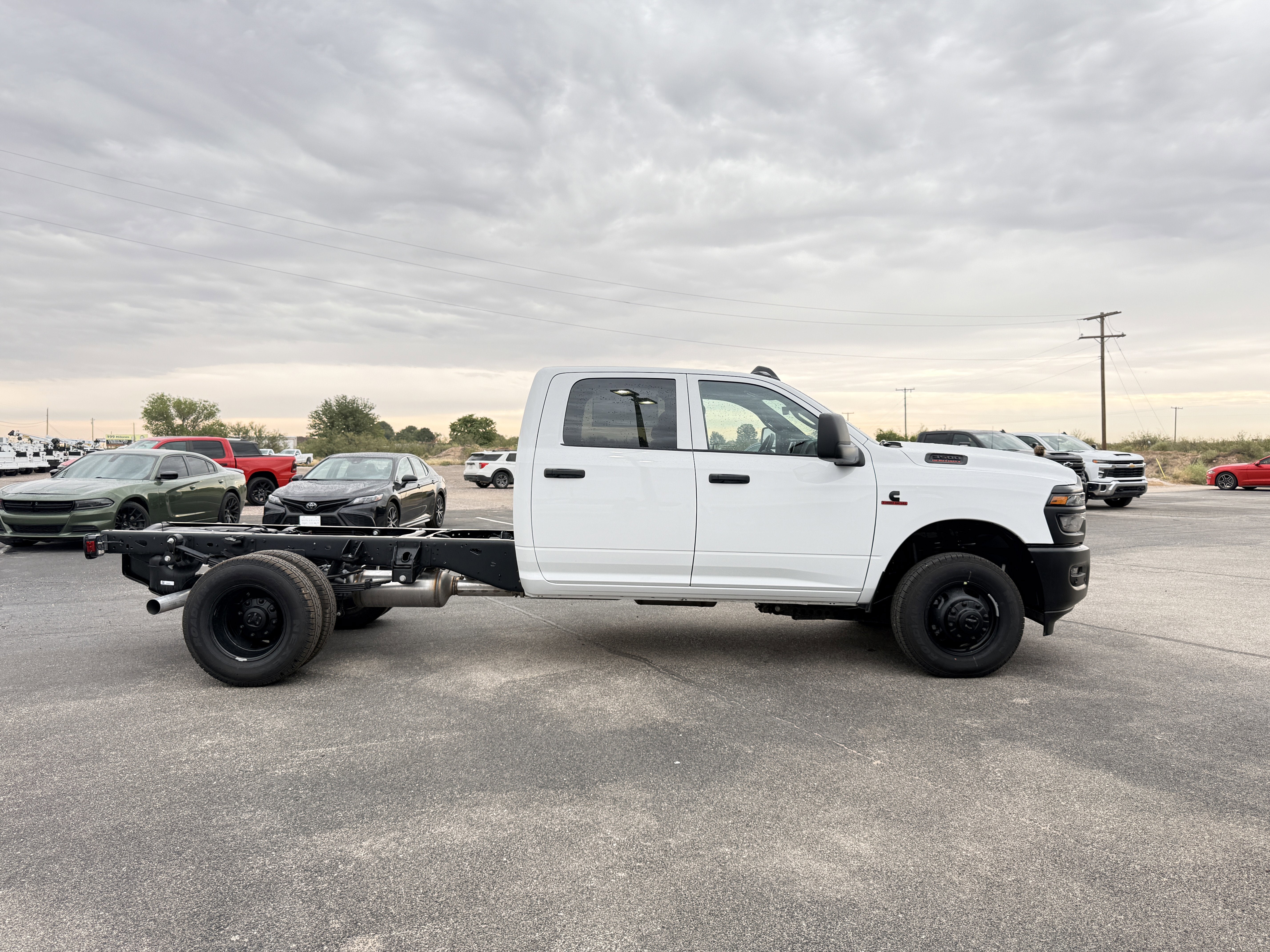 2026 RAM Ram 3500 Chassis Cab RAM 3500 TRADESMAN CREW CAB CHASSIS 4X4 60' CA